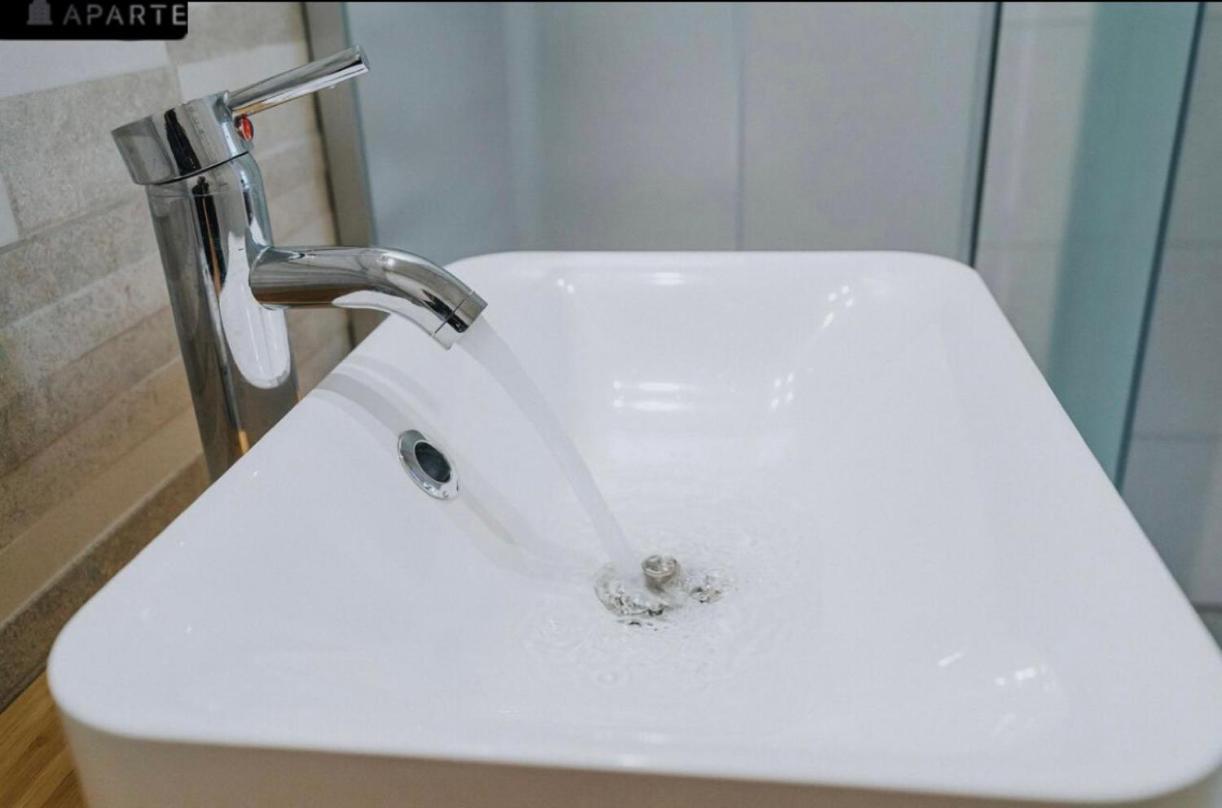 Aparte, Ultracentral Apartament In Moskovits Palace Oradea Exteriör bild